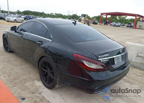 2013 Mercedes-Benz Cls 550 4Matic z USA, uszkodzony, nr VIN WDDLJ9BB8DA078402